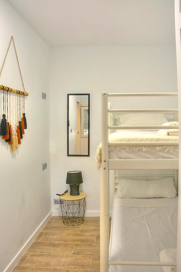 Family Apartment In Triana Σεβίλλη Εξωτερικό φωτογραφία